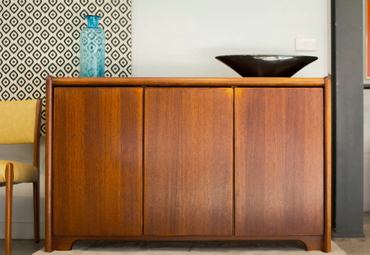 Solid wood retro buffet