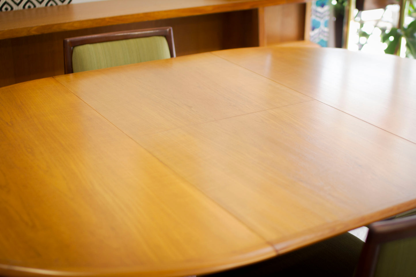 Round Moderntone Extension Table