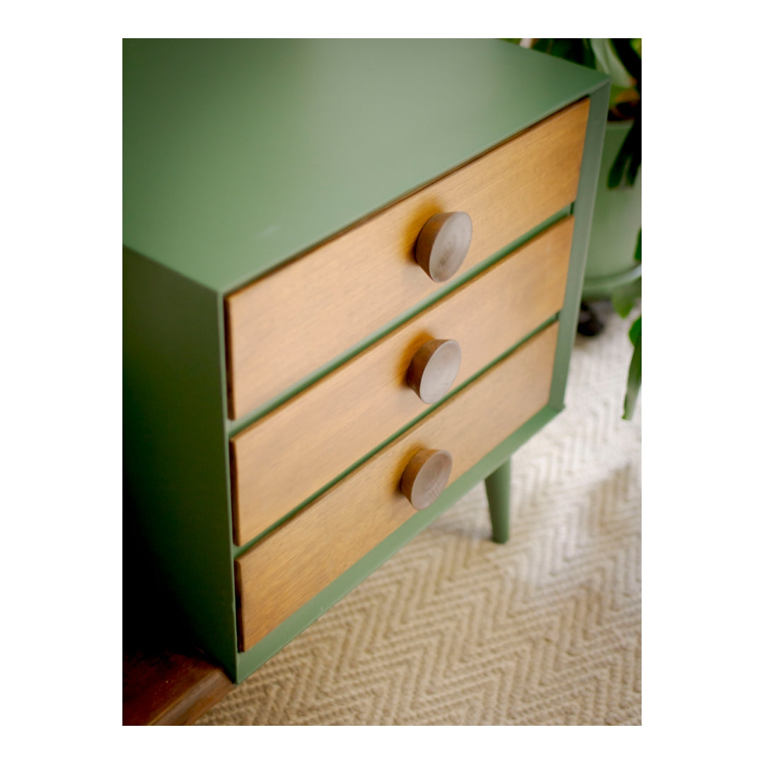 Alrob Refurbished Dresser