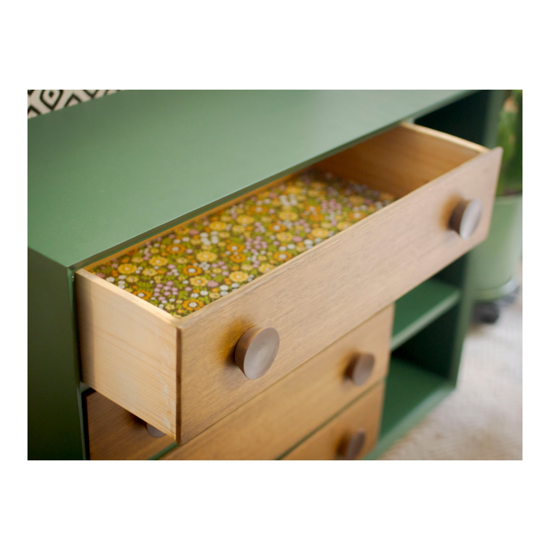 Alrob Refurbished Drawers with Bookshelf