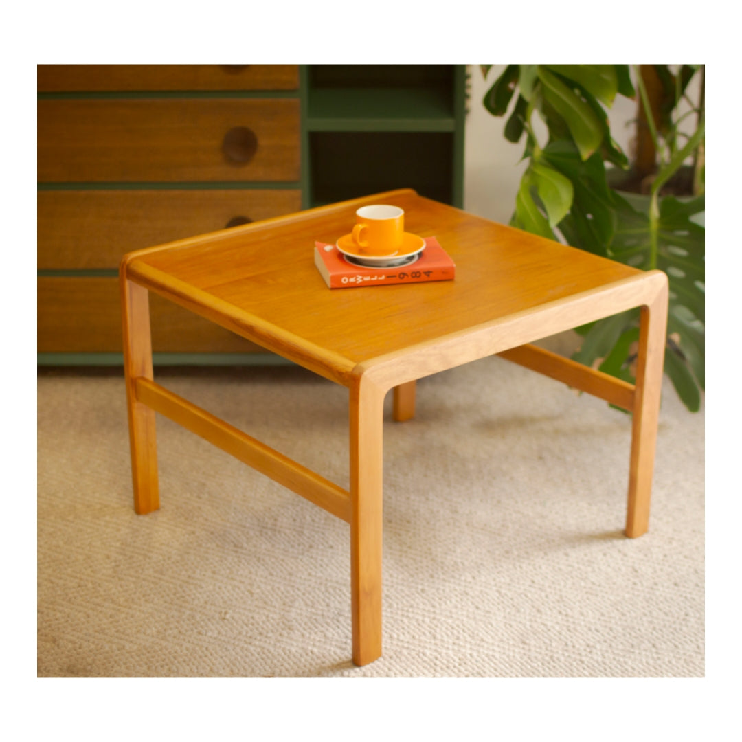 Retro Coffee Table